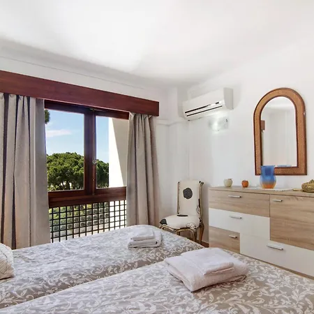 Tenis Golfmar Apartment *