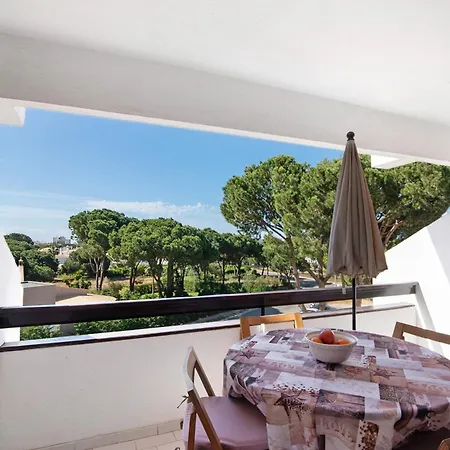 Tenis Golfmar Apartment